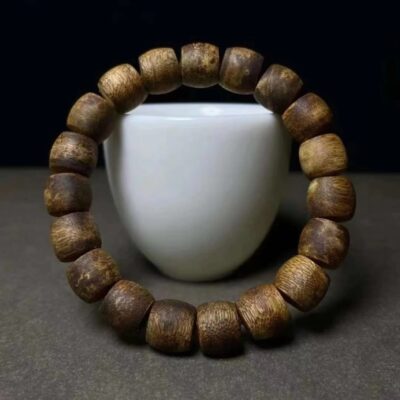 agarwood bracelets origin